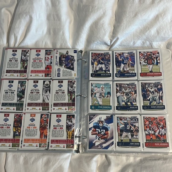 binder full of Football cards. $210 or best offer - Picture 16 of 16